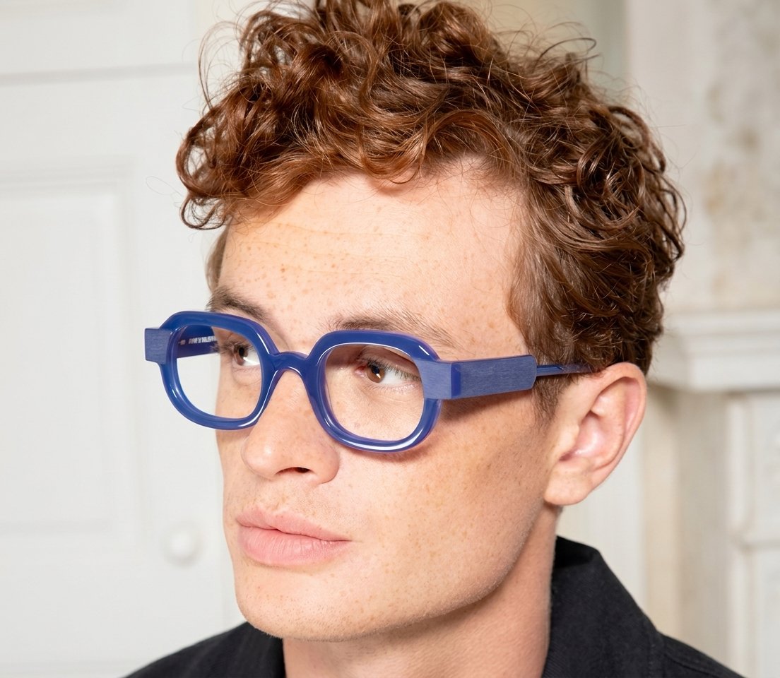 Lunettes Anne & Valentin : visuel de la marque, disponible chez Maison Dorléans Opticien à Montreuil (2)